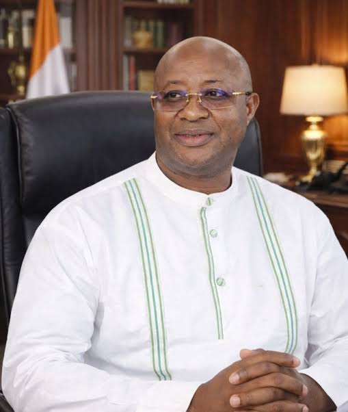 Yaya Fofana dans son bureau présidentiel